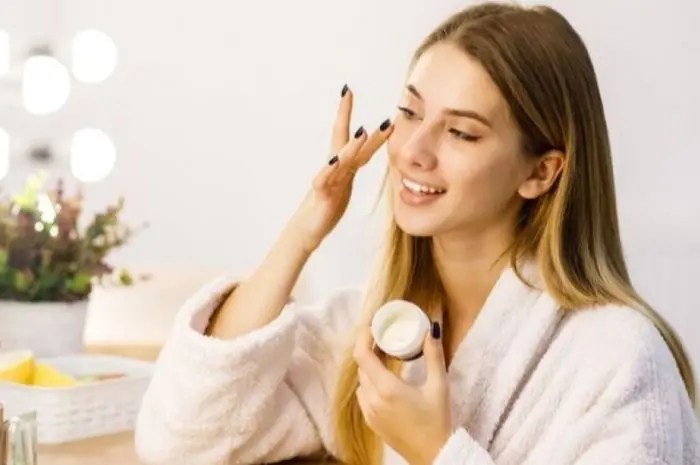 10 Rekomendasi Produk Makeup Ramah Lingkungan